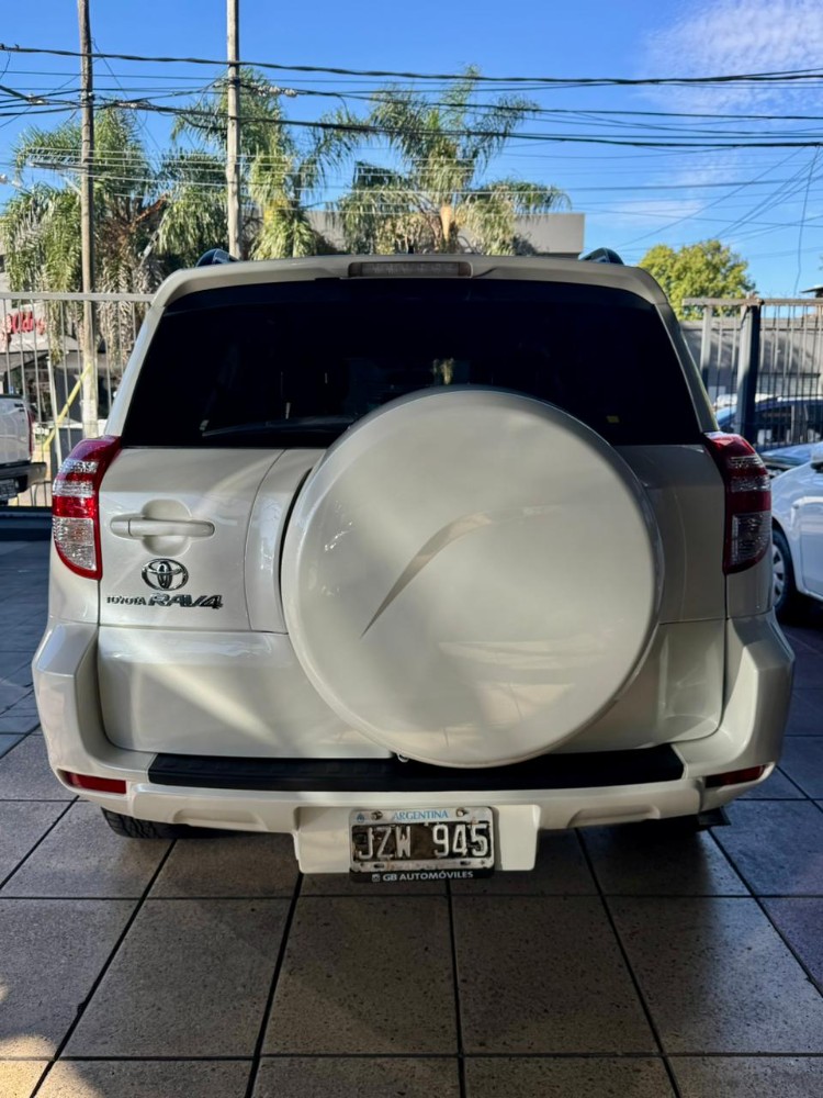 Toyota RAV4 SR5 — foto 5
